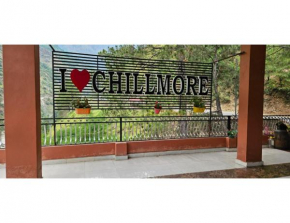 Hotel Chillmore Heights & Family Restaurant, Manikaran